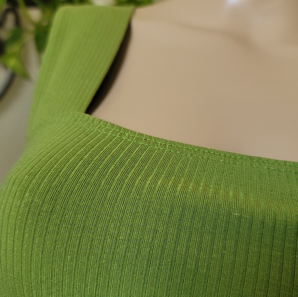Reformation Cassi Ribbed Stretch Tencel Midi Dress Avocado M 🥑 - Picture 6 of 10